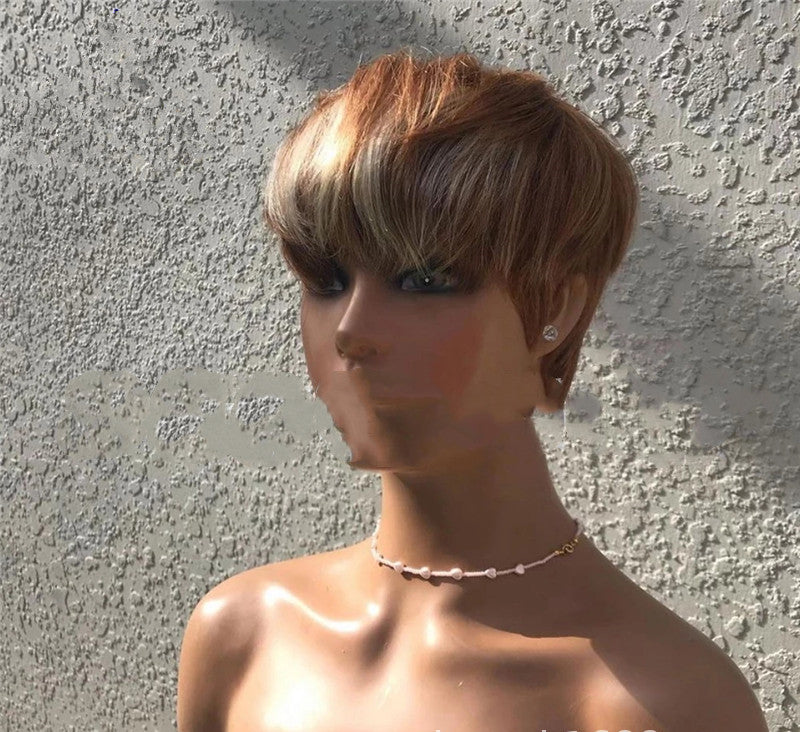 Peluca Corta con Reflejos Dorados y Marrones – Look Natural